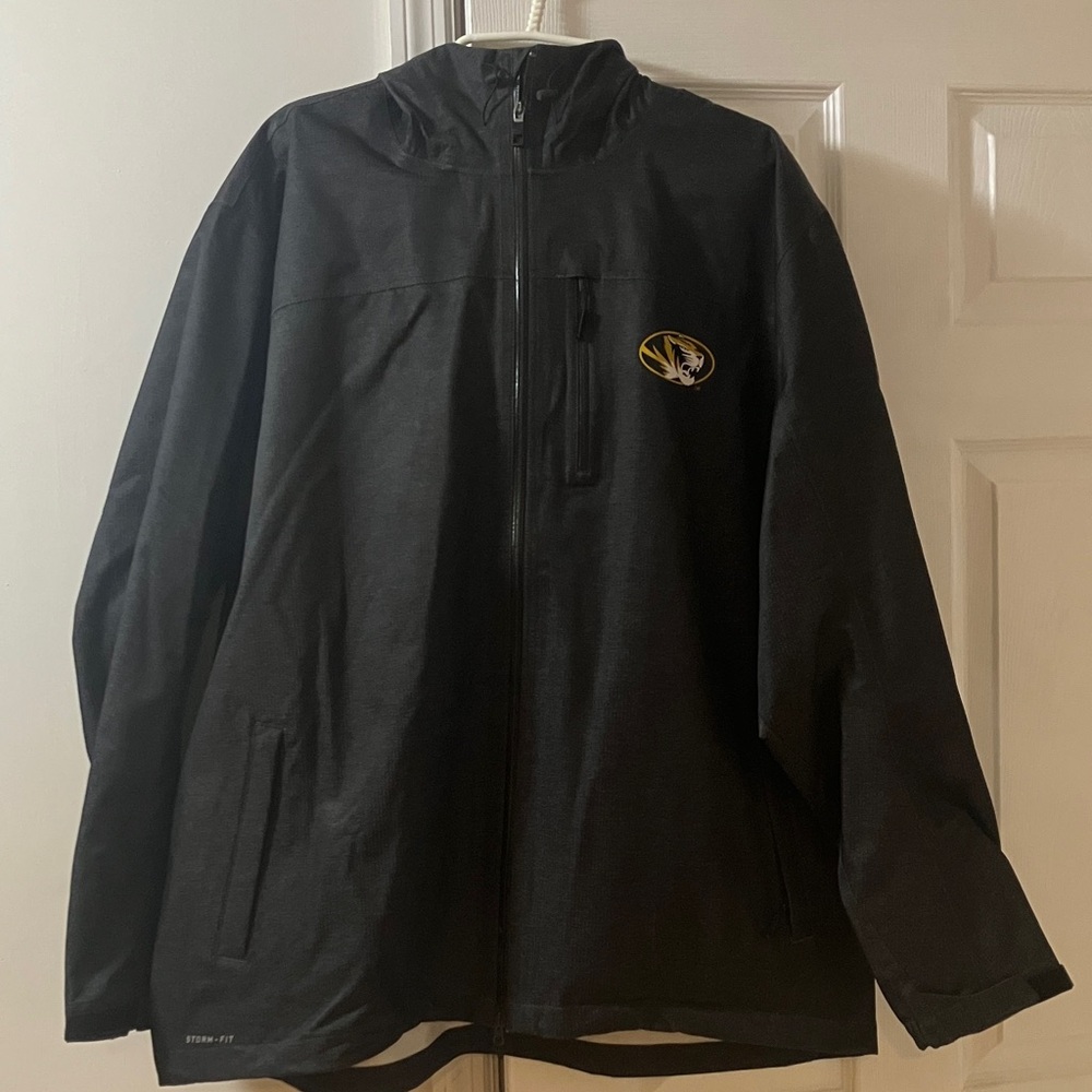 Nike Men’s 3X Black Storm-Fit Mizzou Jacket
